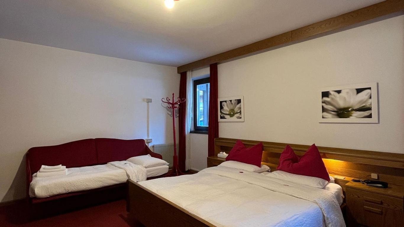 Hotel La Baita Madonna Εξωτερικό φωτογραφία