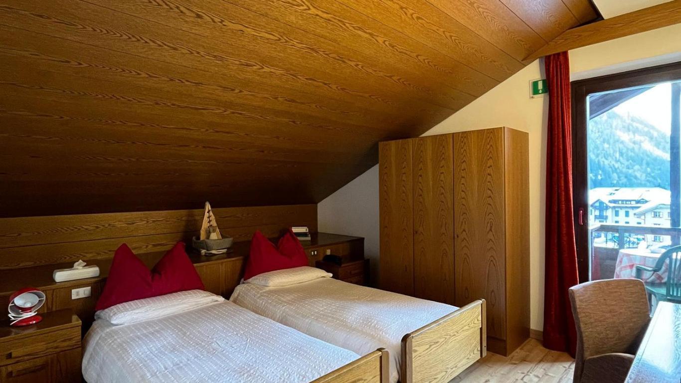 Hotel La Baita Madonna Εξωτερικό φωτογραφία